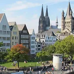 Veedel - Gemuetliche Ferienwohnung In Bester City Lage